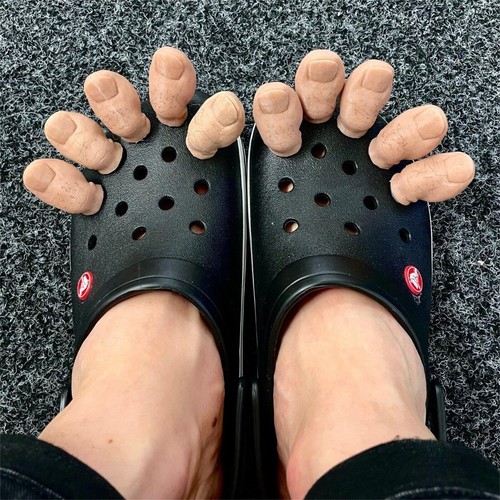Funny big toe - funny,